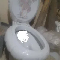 توالت فرنگی چینی و صندلی