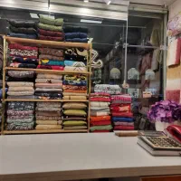 فروشنده خانم