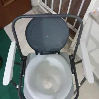 توالت فرنگی کاملا نو