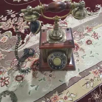 تلفن آنتیک|کلکسیون اشیاء عتیقه|نسیم‌شهر, |دیوار