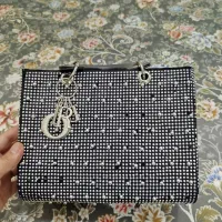 کیف نگین دار|کیف، کفش، کمربند|جوانرود, |دیوار