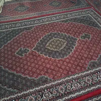 فروش قالی ۶ متری همراه با ۶ پشتی و دوتا لای کیش|فرش|مریوان, |دیوار