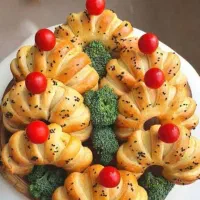 پیراشکی و کیک تولد