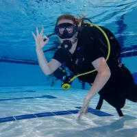 غواصی استخری تفریحی،آموزشی