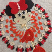 گیفت وتاپر ونشانه حروف الفبا و کاردستی