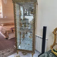 ویترین برنزی