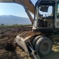 بیل لاستیکی کوماتسو