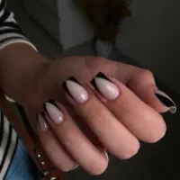 تخفیف کاشت ناخن با طراحی رایگان تا ۱۰ ابان