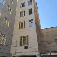 کشمشی-60متر-تک-خواب-با-بالکن-تخلیه