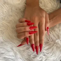 کاشت و ترمیم ناخن (مدل برای طراحی)