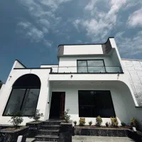 فروش-ویلا-شهری-290-متری-نما-مدرن