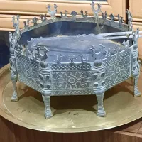 منقل سینی برنجی و ۱۰ قل مسی استثنایی قدیمی|کلکسیون و سرگرمی|اصفهان, وحید|دیوار