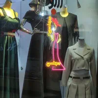 انواع لباس مجلسی .کت و شلوار.کراپ و..