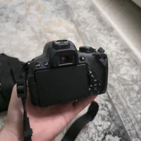 دوربین کنون ۷۰۰D