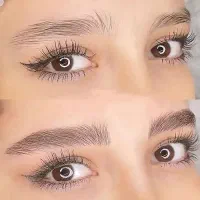 به یک نفر برای  مدل میکروبلدینگ ابرو نیاز دارم