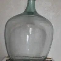 قرابه شیشه ای قدیمی