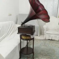 گرامافون قدیمی کوکی|کلکسیون اشیاء عتیقه|یاسوج, |دیوار