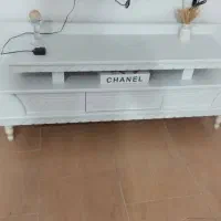 میز تلویزیون کاملا سالم