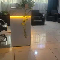 اپراتور لیزر خانوم