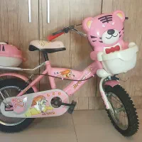 دوچرخه ی صورتی و آبی بچگانه