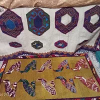 قالی دست باف با گلیم دست باف قدیمی