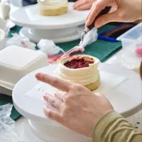 آموزش کیک‌های کافه‌ای با مدرک فنی حرفه‌ای|خدمات آموزشی|تهران, شهرک شریفی|دیوار