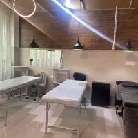 اجاره۱۰۰متر سالن زیبایی ناخن بربیست ۲۰متری خمینی|اجارهٔ دفتر کار، اتاق اداری، مطب|اسلام‌شهر, شهرک مفیدی|دیوار