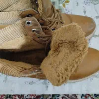 پوتین سایز ۴۱ داخلش پشمیه خارجی هست