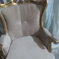 مبل نه نفره زیبا وبسیارتمیزچوب راش عالی