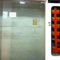 انباری تجاری دارای پارکینگ اختصاصی و ویترین تجاری|فروش مغازه و غرفه|اصفهان, سپاهان‌شهر|دیوار