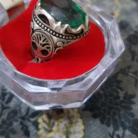 انگشتر نقره رکاب دست سازبا نگین زمرد
