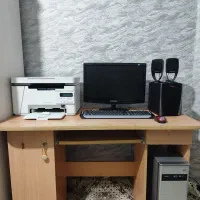 میز کامپیوتر