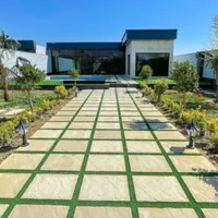سنگکاری وطراحی محوطه باغ ویلا با سنگ لاشه