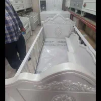 تخت آکبند سیسمونی