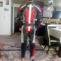 لباس موتور سواری  چرمی اورجینال فول ضربه گیر|لباس|سرخه حصار, |دیوار