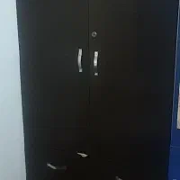 کمد لباس تمیز وسالم