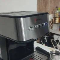 قهوه ساز دقیقا بانصف قیمت|سماور، چایساز، قهوهساز|کیش, |دیوار