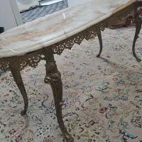 میز برنزی