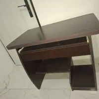 میز کامپیوتر  ام دی اف