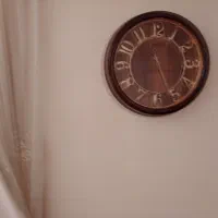 ساعت دیواری خیلی کارنکرده قطرش ۴۰|ساعت دیواری و تزئینی|اصفهان, ارغوانیه|دیوار