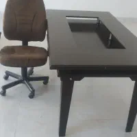 میزغذاخوری همراه صندلی چرخشی دوتاصندلی مبل