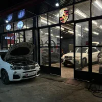 تعمیرگاه تخصصی مرسدس بنز و بی ام و و پورشه خارجی