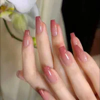 خدمات حرفه ای ناخن و ترمیم ۱۹۰واموزش  تخصصی