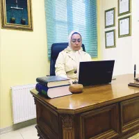 وکیل الهام مجتهدی صدر. وکیل پایه یک دادگستری.