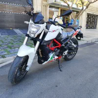 بنلی 250 تک