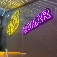 منشی خانم‌ باشگاه ویژه بانوان برای شیفت صبح