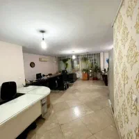 ۶۰ متر سند اداری / میدان انقلاب / پارکینگ+آسانسور
