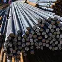 مقداری میلگرد و قوطی و خاموت