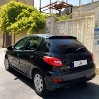 ۲۰۶عروسک مدل ۸۲