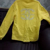 تعدادی لباس نوجوان